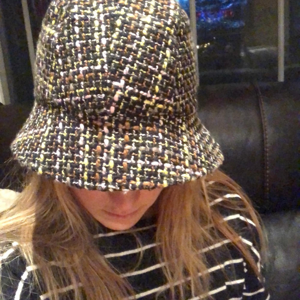 Tweed Bucket Hat - Picture 3 of 3
